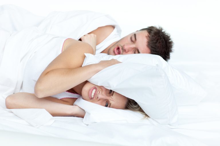 วิธีแก้อาการนอนกรน ฉบับอ่านเข้าใจง่ายใน 5นาที